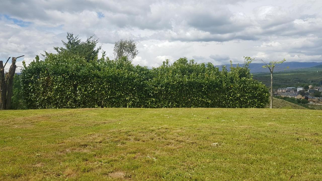 La Artesonada casa con finca  Villa Puebla de Sanabria Exterior foto