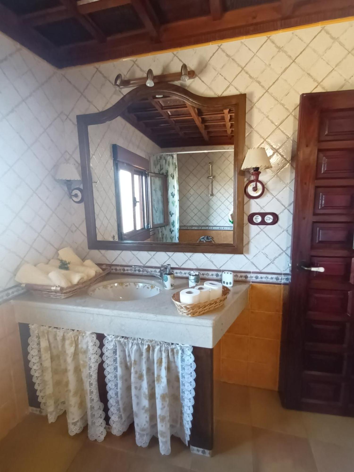 La Artesonada casa con finca  Villa Puebla de Sanabria Exterior foto